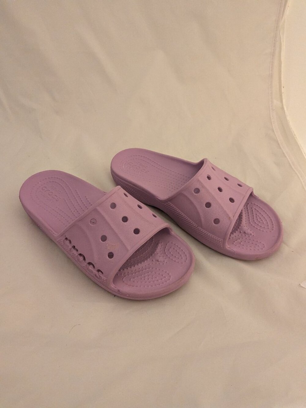 Crocs Slide Women's Sz 7 Purple Slip On Iconic Comfort Sandals